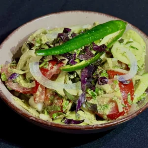 ქართული სალათი პესტოს სოუსით